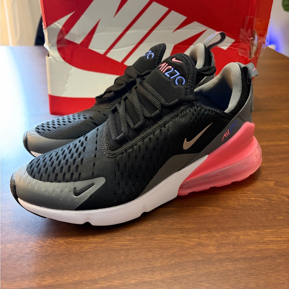 Nike Air Max 270 Big Kids' Shoes size 6y
